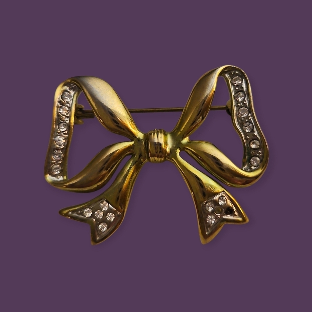 Vintage Goldtone Paved Crystal Coquette Bow Brooch FLAWED